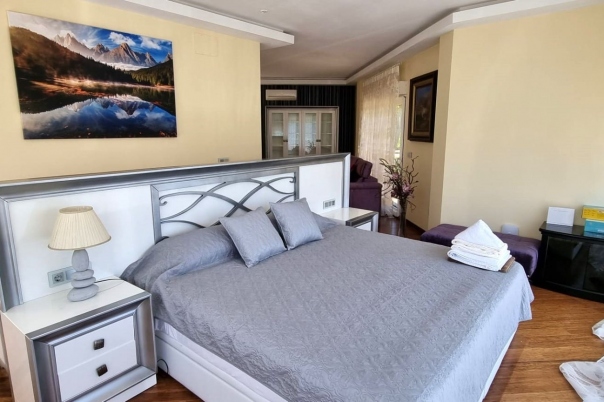 7 bed casa / chalet in Altea