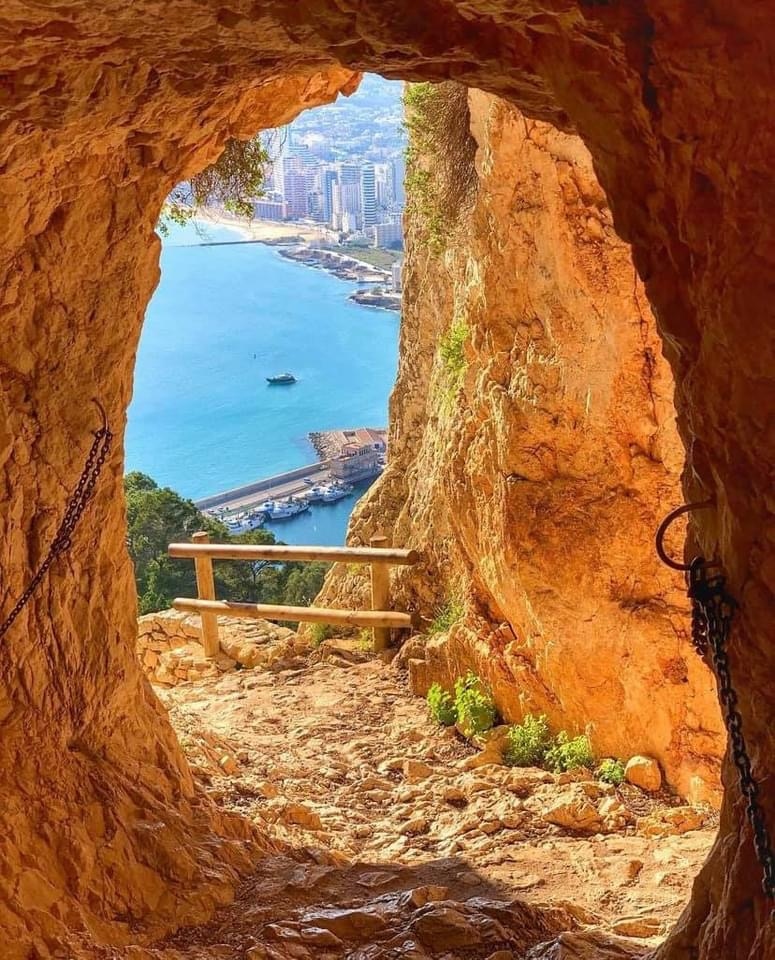 Guide to Walking To the Top of Peñon de Ifach