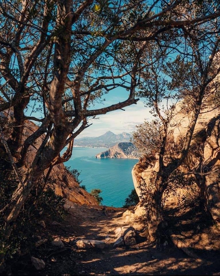 Guide to Walking To the Top of Peñon de Ifach