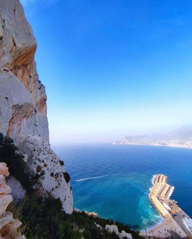 Guide to Walking To the Top of Peñon de Ifach