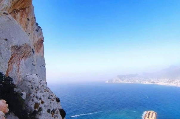 Guide to Walking To the Top of Peñon de Ifach