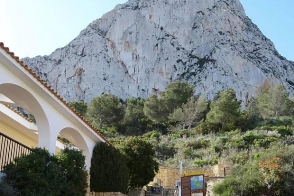 Guide to Walking To the Top of Peñon de Ifach