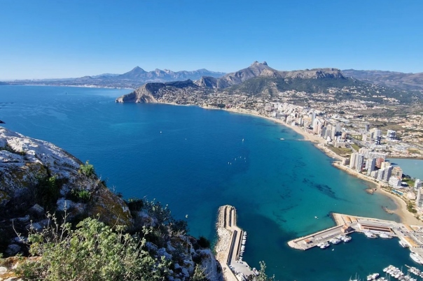 Guide to Walking To the Top of Peñon de Ifach