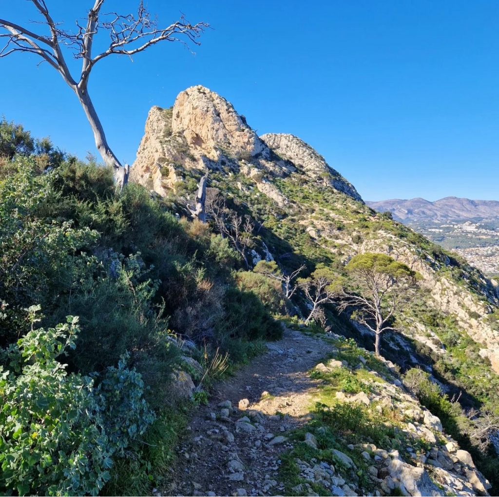 Guide to Walking To the Top of Peñon de Ifach