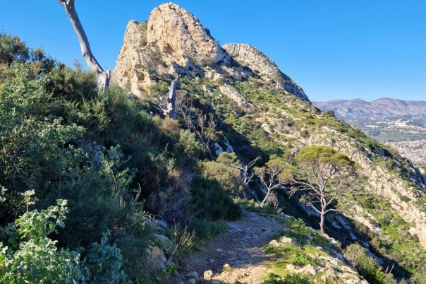 Guide to Walking To the Top of Peñon de Ifach
