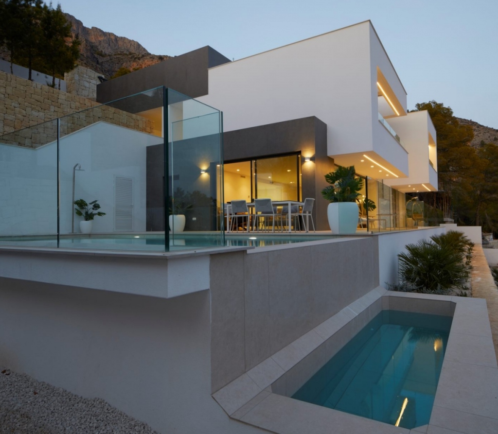 4 bed villa in Altea