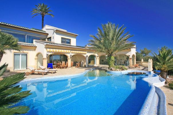 4 bed villa in Moraira