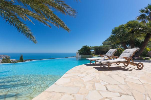 4 bed villa in Moraira