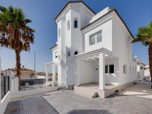 3 bed villa in San Fulgencio