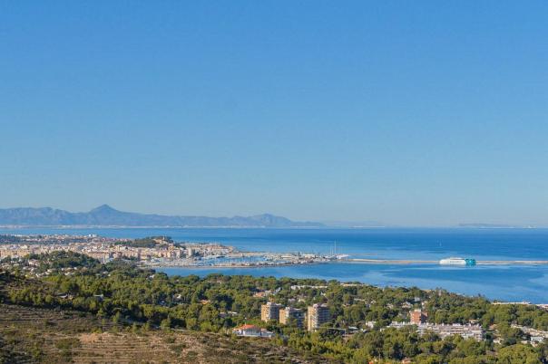 2 bed apartment in Denia