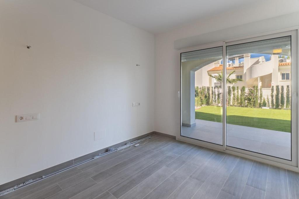 2 bed apartment in Denia