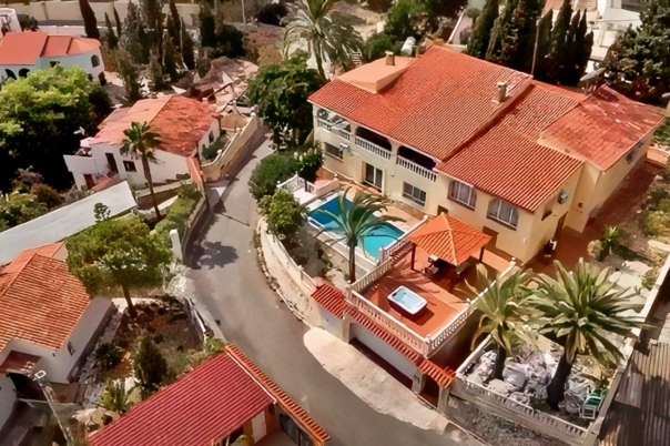 4 bed villa in Calpe