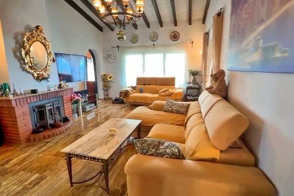 4 bed villa in Calpe