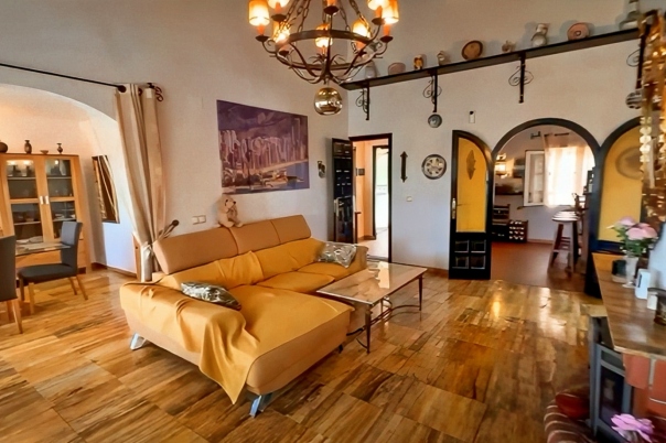 4 bed villa in Calpe