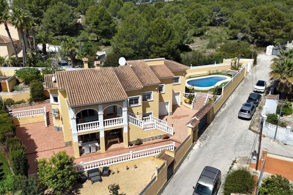 5 bed villa in Calpe/Calp
