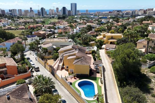 5 bed villa in Calpe/Calp