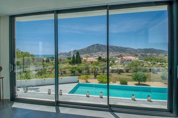 5 bed villa in Altea