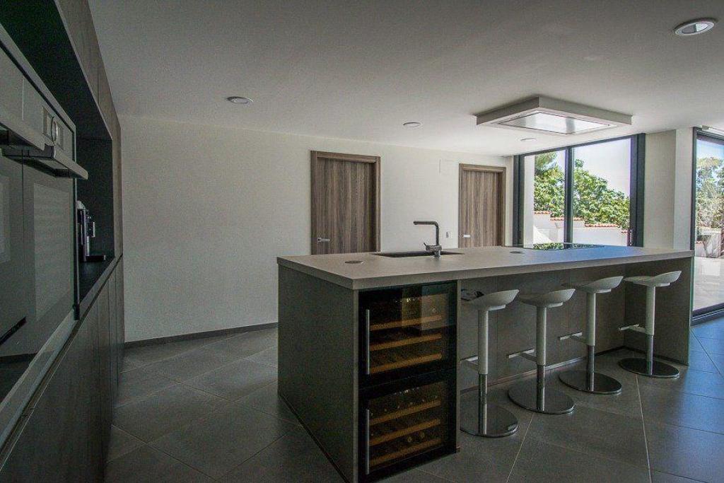 5 bed villa in Altea