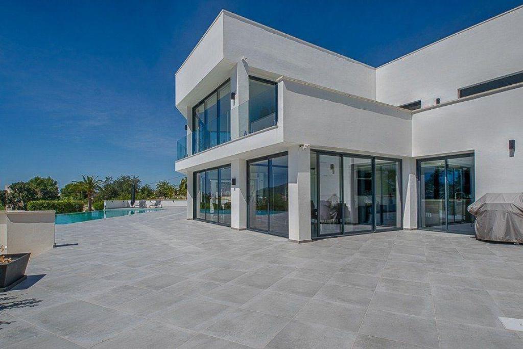 5 bed villa in Altea
