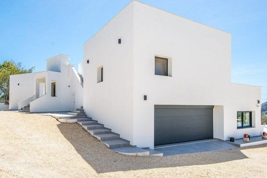 5 bed villa in Altea