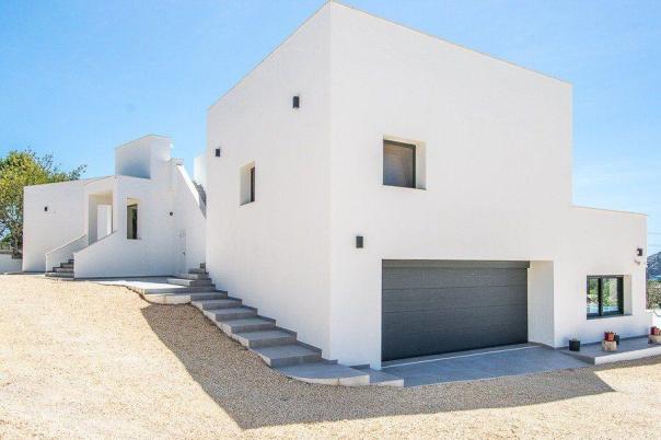5 bed villa in Altea