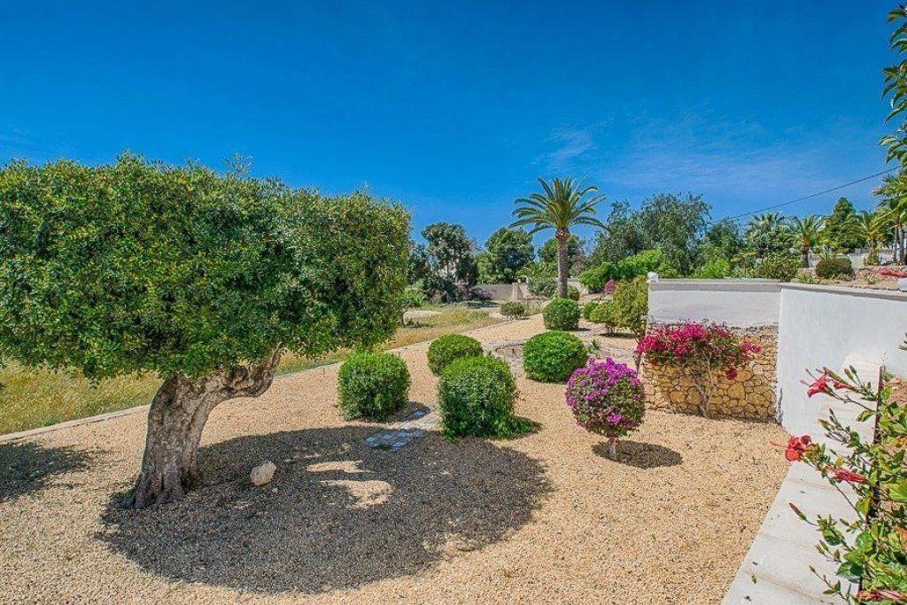 5 bed villa in Altea