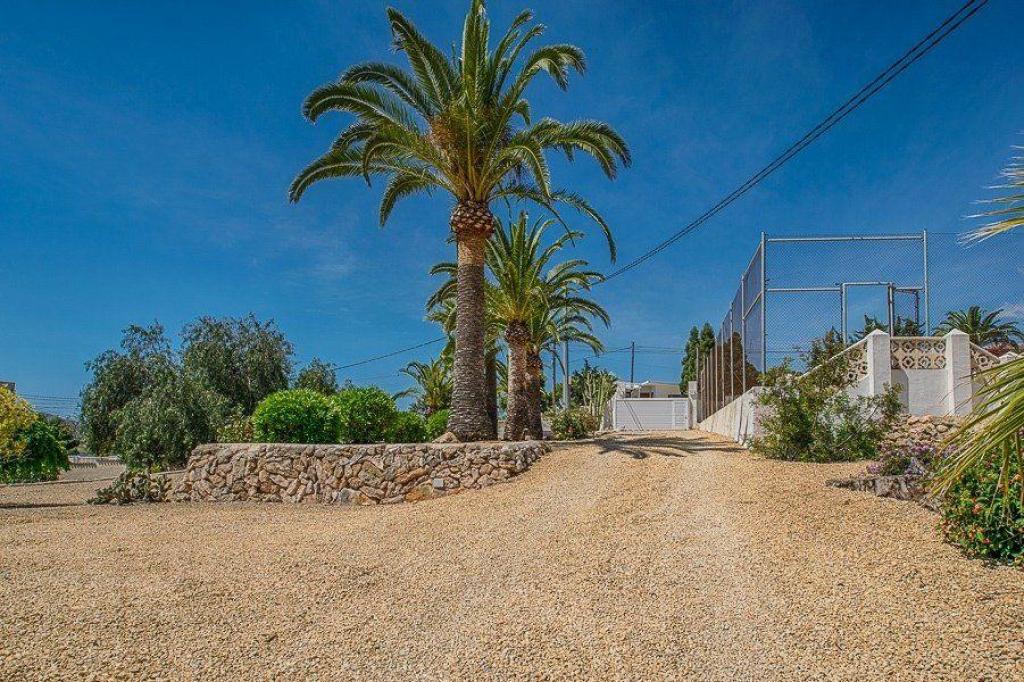 5 bed villa in Altea