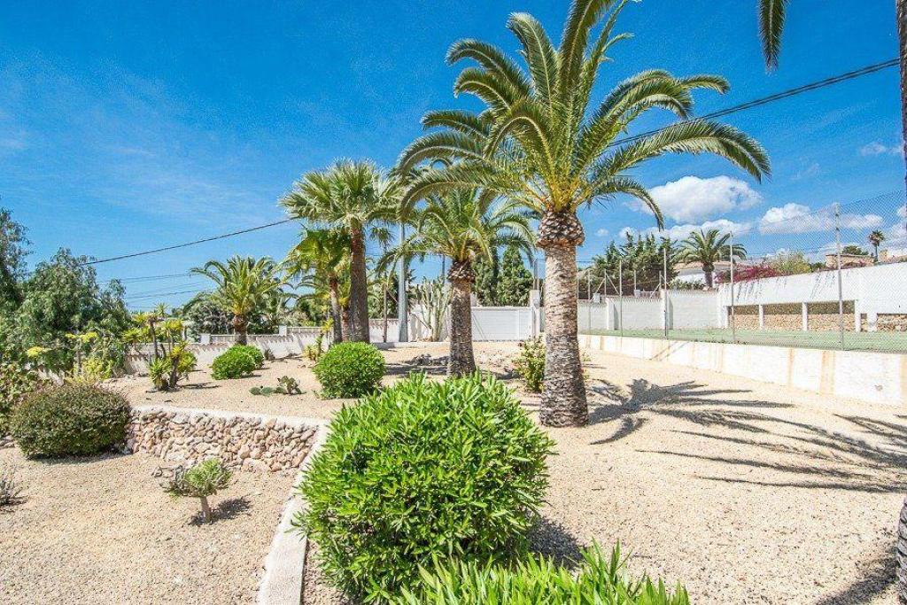 5 bed villa in Altea