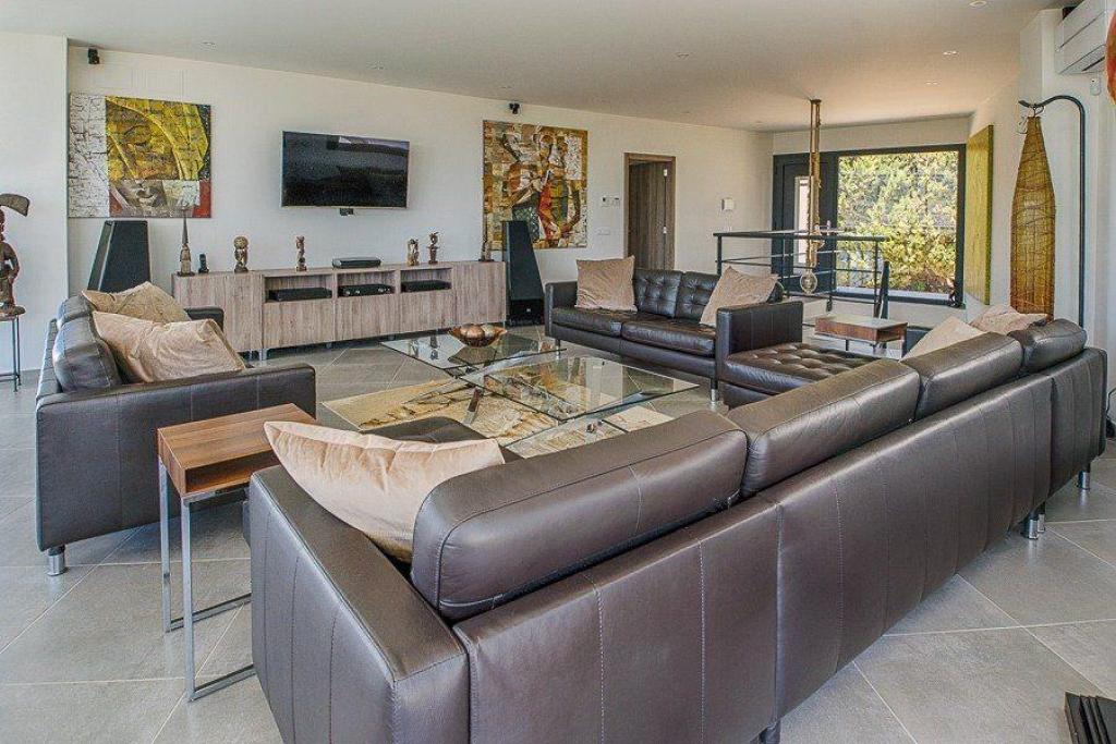 5 bed villa in Altea