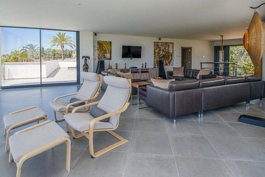 5 bed villa in Altea