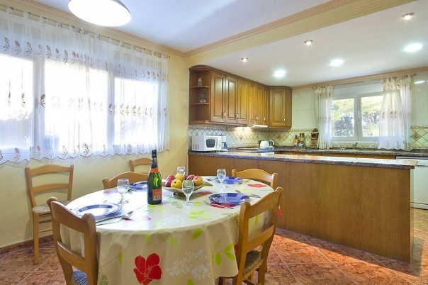8 bed casa / chalet in Calpe / Calp