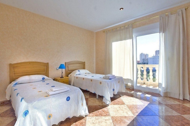 8 bed casa / chalet in Calpe / Calp