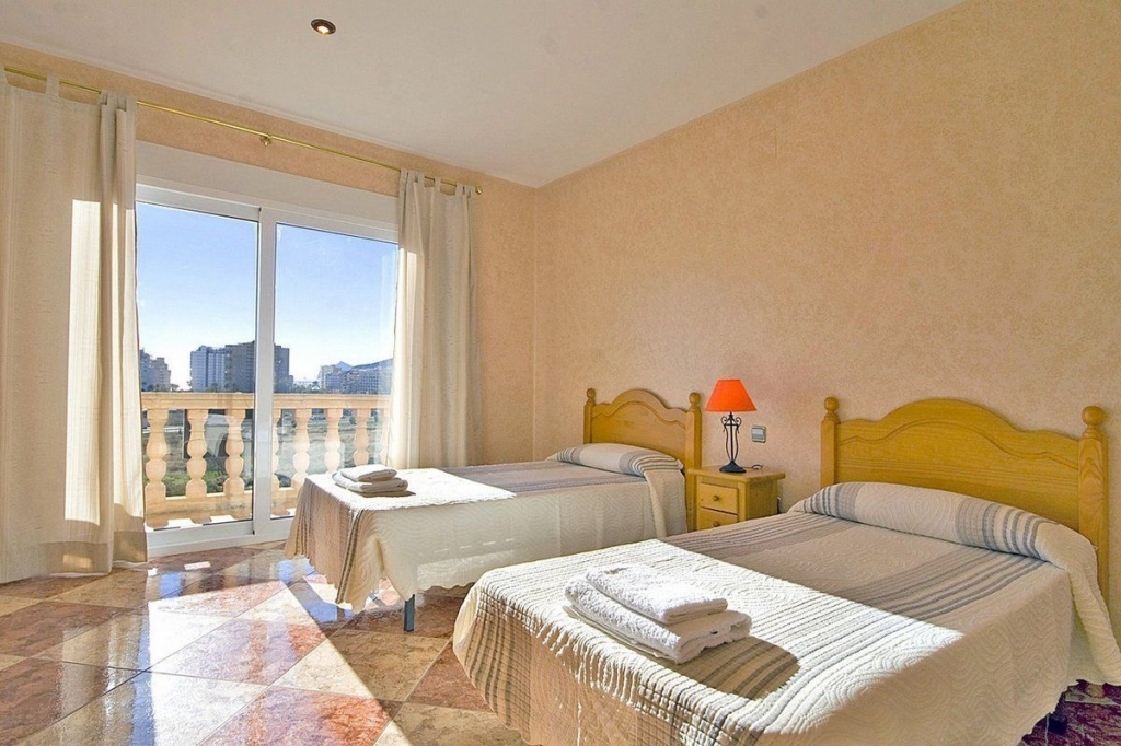 8 bed casa / chalet in Calpe / Calp