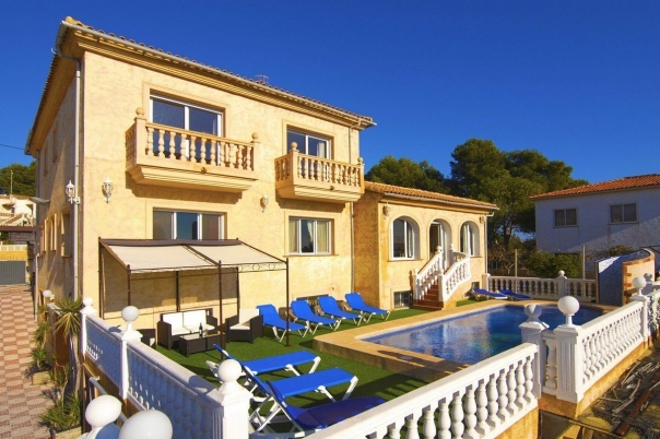 8 bed casa / chalet in Calpe / Calp