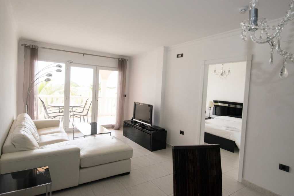 2 bed apartment in Benissa