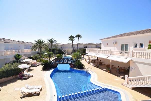 2 bed apartment in Benissa