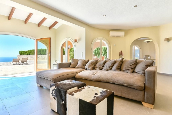 5 bed villa in Poble Nou de Benitatxell