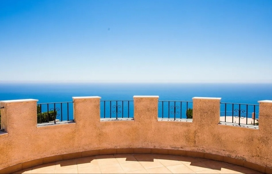 5 bed villa in Poble Nou de Benitatxell