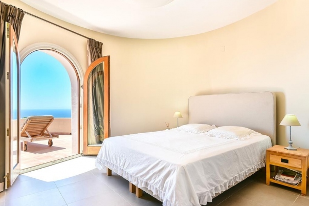 5 bed villa in Poble Nou de Benitatxell