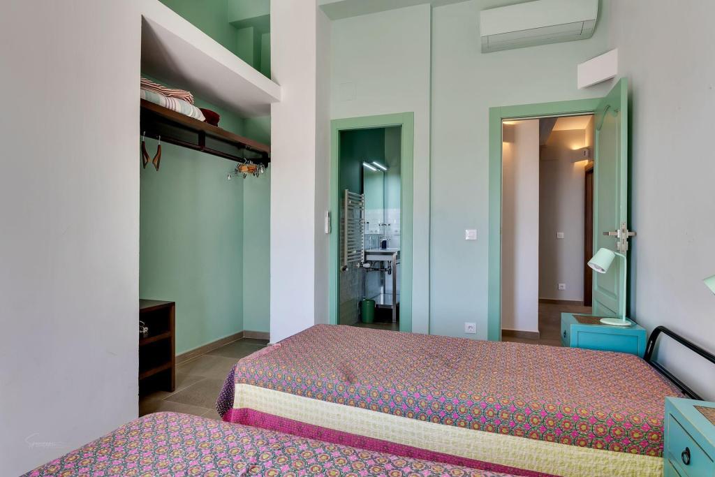 6 bed villas in Benissa