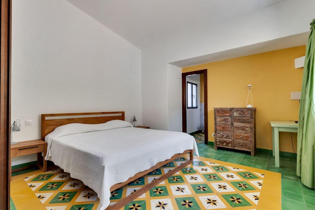 6 bed villas in Benissa