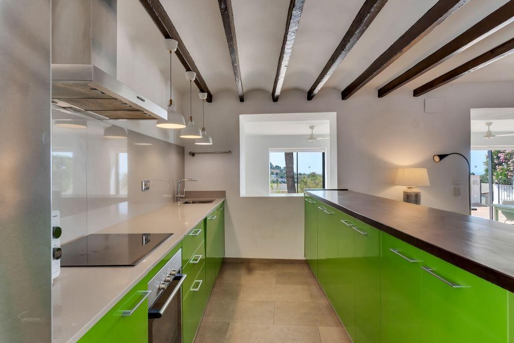 6 bed villas in Benissa