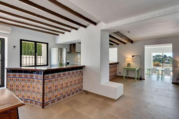 6 bed villas in Benissa
