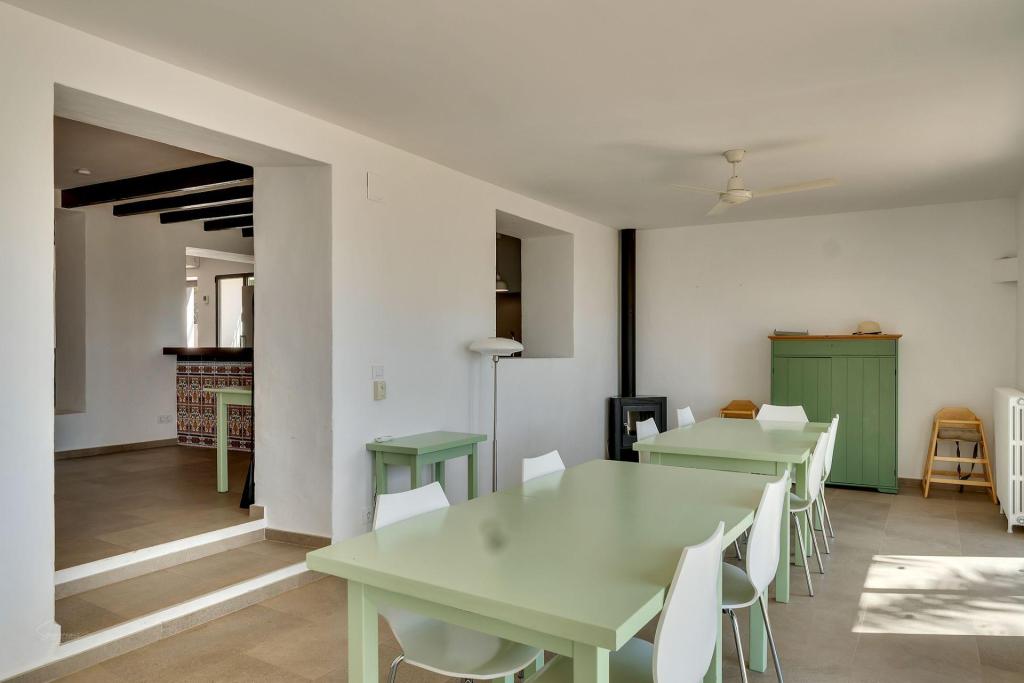6 bed villas in Benissa