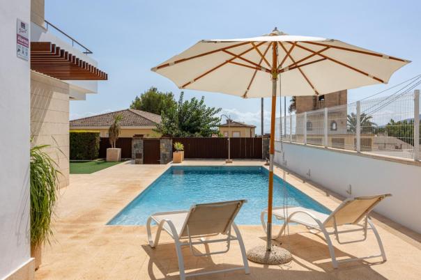 4 bed villa in La Nucía