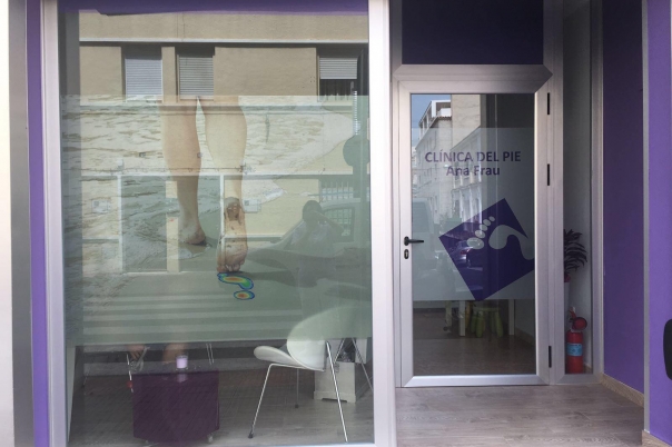 CLINICA DEL PIE - Podiatrist / Podologa