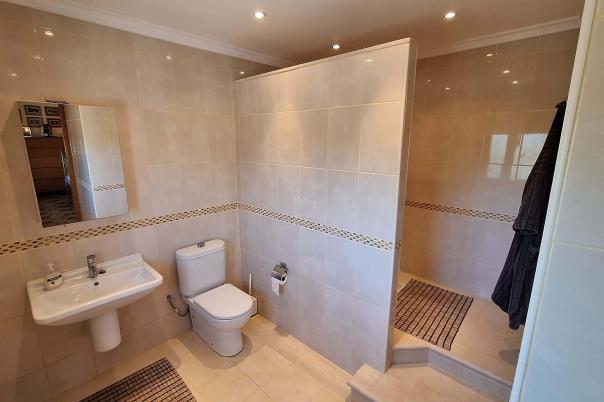 6 bed villa in Ondara