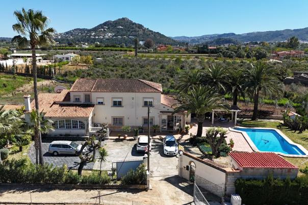 6 bed villa in Ondara