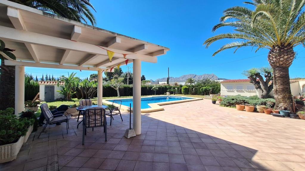 6 bed villa in Ondara