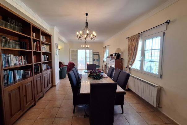 6 bed villa in Ondara